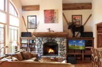 Ski Rental Home with Cozy Fireplace