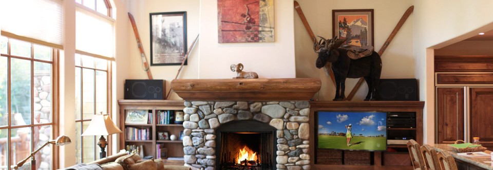 Ski Rental Home with Cozy Fireplace